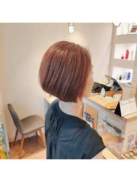 ヘアーゾーン ハチマルハチ 登戸駅前店(Hair Zone 808) 脱白髪染めのピンクベージュ