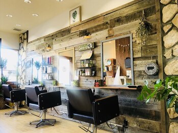 キリグ(KILIG)の写真/3席のみのプライベートサロンで、リラックスできるサロンタイムをお過ごしいただけます♪