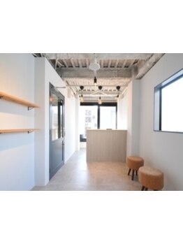 大人女性の年齢を重ねるごとに増えてくるお悩みを丁寧にカウンセリング☆【salon Lily(サロン　リリー)】