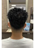 極道パーマ×フェード　<理容室>