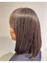 シーユー 二子玉川店(Cu) 2色のローライトでおしゃれにグレイヘアを楽しむ