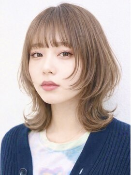 ねこびより 抜け感レイヤーの大人レイヤーカット