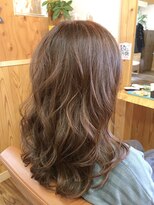 ララテラス(LaLa Terrace)&nbsp;～LaLa Terrace流～　ピンクアッシュ×ゆる巻きミディ