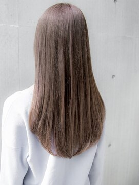 ルティア 池袋(Lutia) 髪質改善ヘアエステ