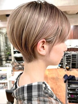 ジルブラン 国分寺(JIL BLAN) 大人ショートヘア/ハイライトカラー/イルミナカラー[国分寺]