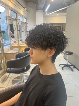 アイズ 海老名(AIZU) 波巻きツイストスパイラルパーマ 波巻きパーマ ツイストパーマ