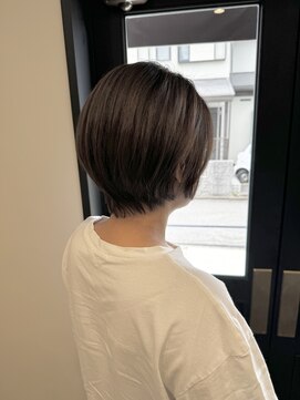 ラヴィン(LOVIN’) ショートボブ/ベージュ/グレイカラー