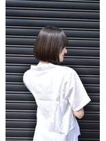 ウィローズ(WILLOW'S)&nbsp;くびレイヤーエモージュ愛されショートボブ艶髪