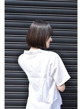 ウィローズ(WILLOW'S) くびレイヤーエモージュ愛されショートボブ艶髪