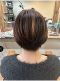 ショートボブ