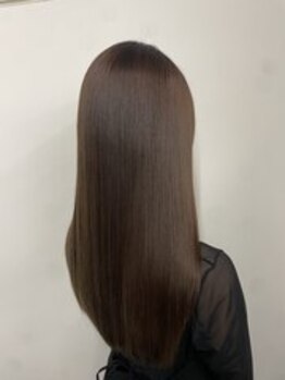 リアン(Lian)の写真/6つのケアソリューションがあらゆるダメージをマルチ補修！毛髪強度を高めハリのあるなめらかな艶髪へ＊