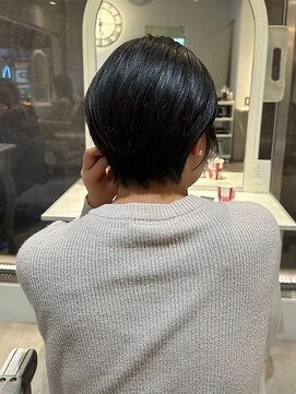 クレビア 名古屋(CreBiA) ナチュラルショート/デザインカット