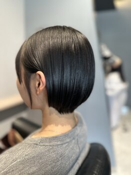 ボルン(BOLEN)の写真/あなたの骨格にぴったりフィットするショートヘア♪セットが簡単で毎日のお手入れも楽々◎小顔効果も抜群＊