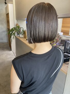 サロンド ココ(Salon de COCO) 切りっぱなしボブ