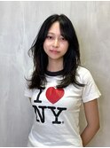 ミディアムレイヤースタイル◎