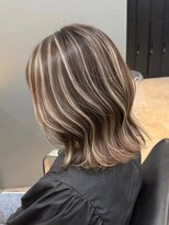 トゥイン 八王子(TWIN)&nbsp;ハイライトデザインカラーフェイスフレーミングレイヤーカット