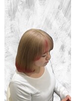 円(en)&nbsp;ミルクティーベージュ×レッドエンドカラーボブ