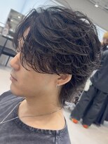 フィフス 大分(fifth)&nbsp;大分フェザーパーマメンズカットラウンドマッシュセンターパート