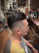 グルーマーズトウキョウ(GROOMER/S TOKYO)&nbsp;slickback×skinfade【HOMME HAIR ZERO伊藤】