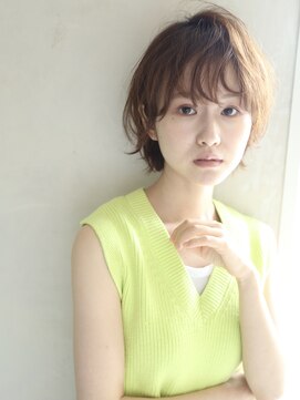 フィグバイアルテフィーチェ(fig by artefice) 大人可愛いショート/アンニュイカール/アッシュベージュ