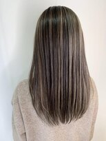 エル オオサカ 心斎橋店(L. OSAKA)&nbsp;ハイライトベージュ_グレージュカラーボブウルフ_Y16