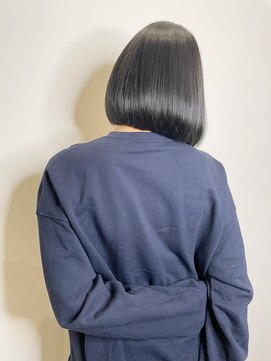 ゼンドットカラスマ(Zen.karasuma) 酸性ストレート×ブルーブラック