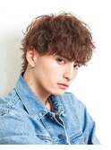 ツーブロック束感波巻きマッシュ