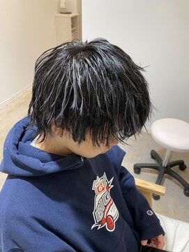 コレット 宇都宮(collet Gigi) ハイライト/マッシュパーマ/ウルフ/波巻き/グレー