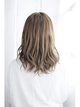 シュシュット(chouchoute) 韓国ボブレイヤーロンググレーベージュ黒髪質改善前髪パーマ/069