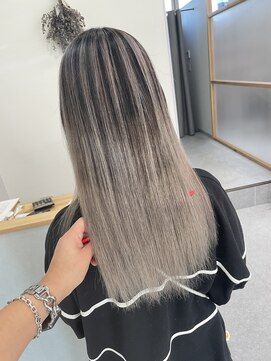 アネラ(Anela) 都内仕込みシルバーバレイヤージュ【平本】