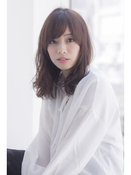 ラフ フロム ガーデン(Laf from GARDEN) 寺尾拓巳　大人かわいいラベージュくびれヘアパーマミディアム