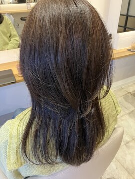 エム(emu) 髪質改善30代40代50代/似合わせ大人可愛い叶えますロング