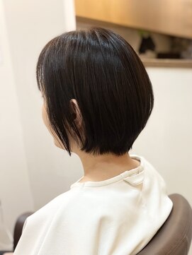 フリージア(freesia) 30代40代50代/艶ボブ/ショートボブ/大人ショート