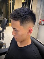 ビンゴ(BINGO)&nbsp;1839渋谷メンズカット黒髪スキンフェードバーバーフェードカット