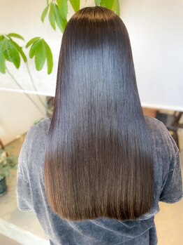 ランプシー(Lampsi)の写真/"髪質改善ストレート"は縮毛矯正とはまったく別物!?驚きのツヤ感と潤いを与え誰もが羨む美髪に仕上げます!