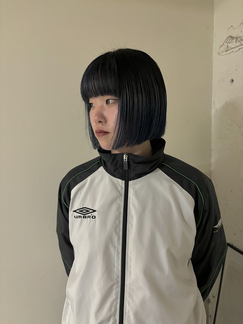 デザインカラーシャドールーツ裾カラーレイヤーボブ