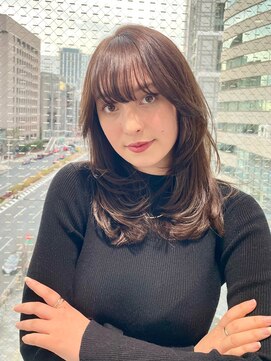 エアー 青山(AIR) 小顔効果ワンカールレイヤーみでぃあむ