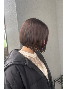 クオン 伊勢崎(QUON.) ぱっつんボブ