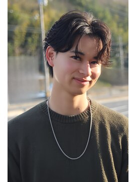 ブレッド 倉敷(BRed) フェザーショート　刈り上げセンターパート