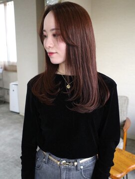 トナリ(tonari) 前髪なし ロングレイヤー レッドブラウン【鹿児島中央】
