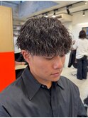 再現性高い波巻きスパイラルパーマ×刈り上げマッシュ