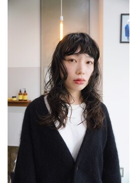 デイジードゥ(Daisy duex) レイヤー デザインカラー グランマッシュ 暗めカラー パーマ