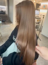 【一粒の妥協もない選定】100人100色の髪質に合わせる。今のあなたに「最適」な薬剤を厳選。