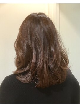 テラス アヴェダ 大丸心斎橋店(Terrace AVEDA) ミディアム