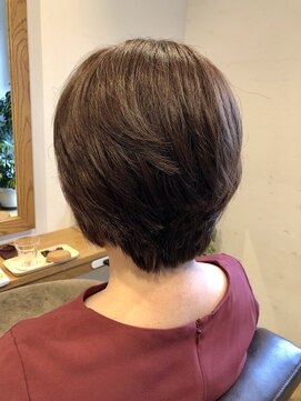 小さな美容室 ハナ(hana) バッサリと大人のショートヘアｓｔｙｌｅ