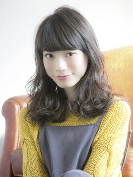 ロンドフルール 大宮東口(Lond fleur) 【Lond fleur 山本翔一郎】厚めバングが可愛いミディアム