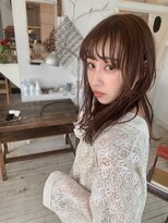 シー(thee)&nbsp;#顔まわりにゆるっとレイヤーカット#透明感ベージュカラー