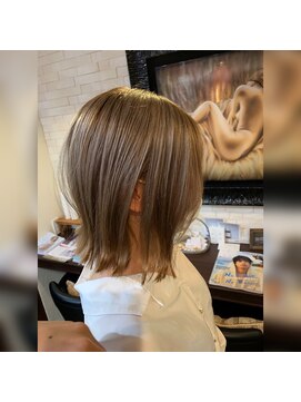 ボアップ 松山店(boappu) #ケアブリーチ#ベージュ#グレイヘア