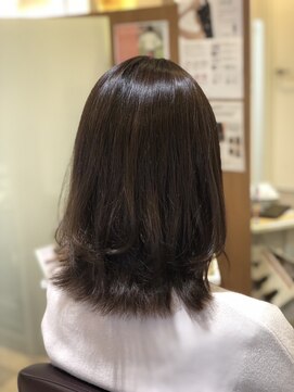 エル バイ ファースト(L by first) 【L by  first】アッシュベージュ◎20代30代40代50代