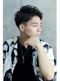 モダンショート【ツーブロック刈り上げ黒髪短髪】